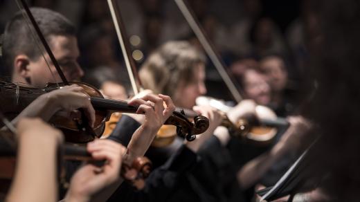 klasická hudba, vážná hudba, orchestr, symfonický orchestr, filharmonie