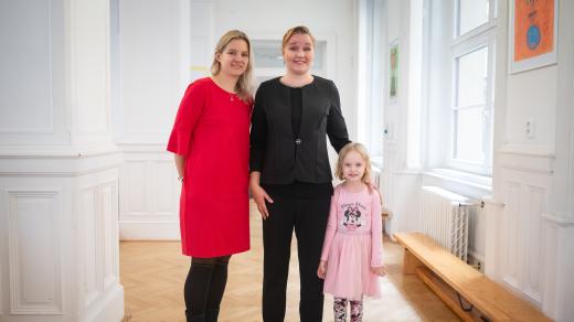 Jana, Alena a její pětiletá dcera Šarlota