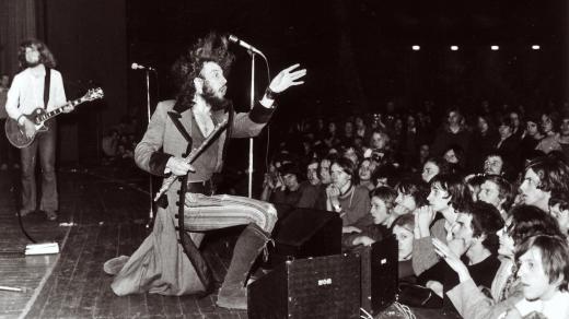 Jethro Tull, 1971