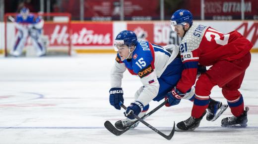 Útočník Jakub Štancl v zápase skupiny mistrovství světa juniorů proti Slovensku
