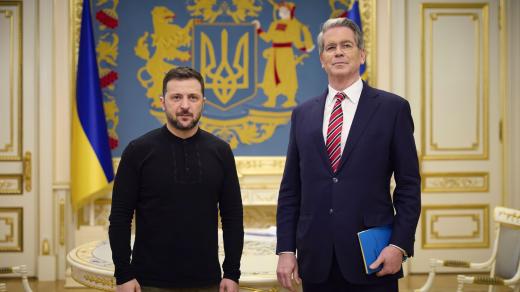 Ukrajinský prezident Volodymyr Zelenskyj a americký ministr financí Scott Bessent