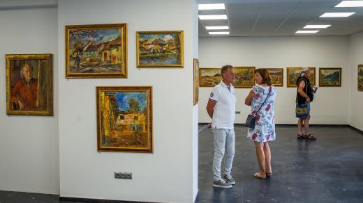 Galerie Dragoun v Písku je plně věnovaná rozsáhlému dílu akademického malíře Františka Romana Dragouna
