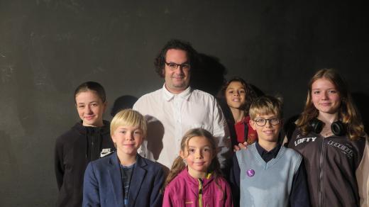 Na dětství v Dismanově souboru vzpomínal mluvčí Národního divadla a principál OLDstars Tomáš Staněk