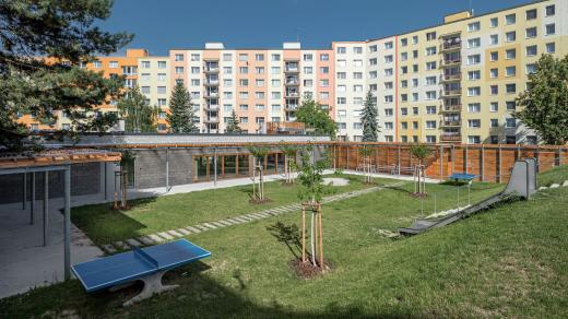 Loni oceněný vnitroblok Manětínská Plzeň