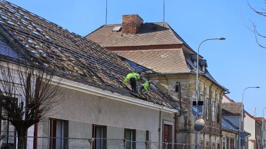 Demolice domu v Telči
