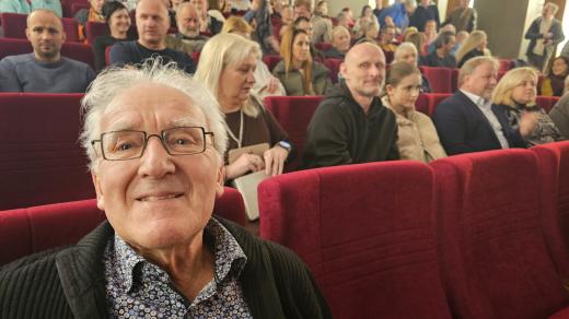 Paměť národa představila v Lubech dokumentární film s názvem Nebe plné houslí