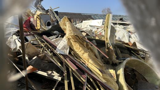 Nelegální skládka v průmyslovém areálu v Brně-Horních Heršpicích