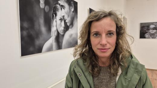 Štěpánka Jáchymová vystavuje fotografie v galerii kina Drahomíra