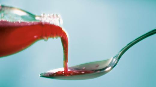 sirup, kašel, ilustrační foto