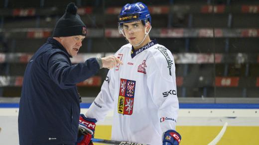 Trenér české hokejové reprezentace a útočník Filip Přikryl