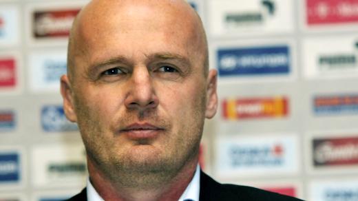 Sraz fotbalové reprezentace. Trenér Michal Bílek.
