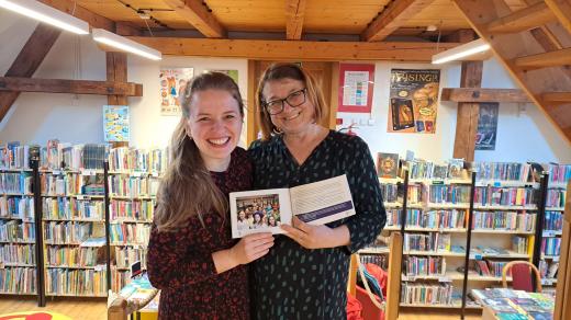 Noc s Andersenem, Gabriela Babíková (účastnice jedné z prvních Nocí s Andersenem) a Hana Hanáčková (hradišťská knihovnice a zakladatelka Noci s Andersenem)