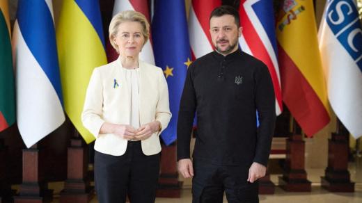 Šéfka Evropské komise Ursula von der Leyenová s ukrajinským prezidentem Volodymyrem Zelenským