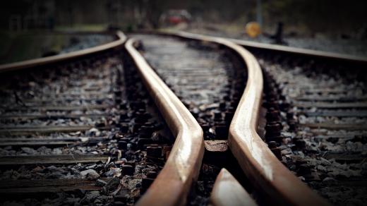 Koleje je zapotřebí ve velkých vedrech kontrolovat