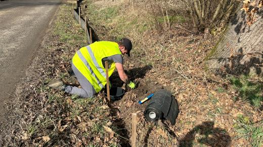 Ochránci přírody budují na Benešovsku takzvané žabí přechody