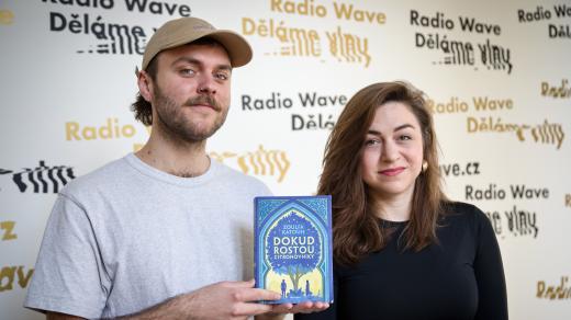 Jan Dlouhý a Eva Soukeníková rozebírali knihu Dokud rostou citronovníky