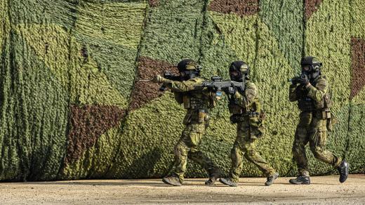 Vojáci 4. brigády rychlého nasazení v Žatci