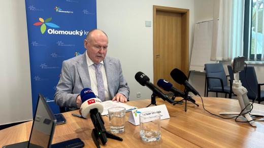 Hejtman Olomouckého kraje Ladislav Okleštěk