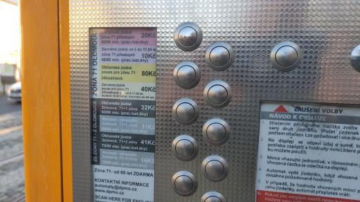 Automat na jízdenky v Olomouci