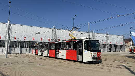 Zahájení provozu nové vozovny v pražském Hloubětíně