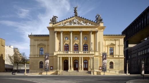 Státní opera je jednou ze scén Národního divadla