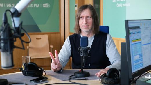 Vítězslav Hamaďák ve studiu Českého rozhlasu Hradec Králové