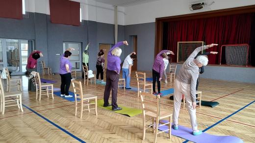 Cvičení pro seniory v sokolovně obce Štěpánovice u Českých Budějovic