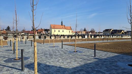 Kostel svatého Michaela archanděla ve Starém Městě u Uherského Hradiště, nová část místního hřbitova