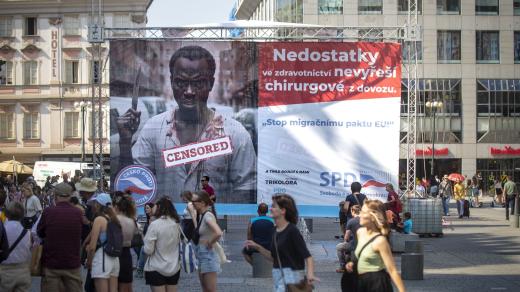 Jeden z billboardů SPD na Václavském náměstí v Praze