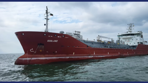 Ropný tanker Gogland převáží náklad mezi Ruskem a Tureckem