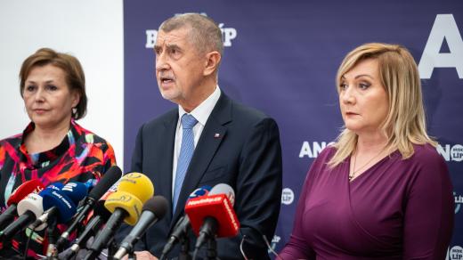 Předseda hnutí ANO Andrej Babiš na tiskové konferenci ve Sněmovně