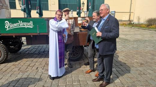 Velikonoční várka plzeňského piva pro Vatikán