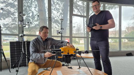 Michal Král a Luboš Lněnička (vpravo) z 3L Robotics