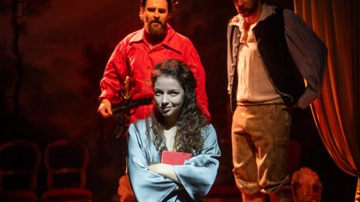 Eliška Brumovská v představení Cyrano z Bergeracu