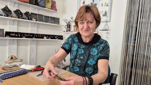 Hana Šlehubrová z Galerie kreativců Karlovarského kraje