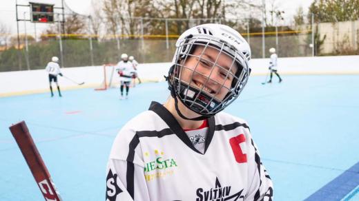 Hokejbalistka Lucie Rejlová, oceněná stříbrem v anketě Nejúspěšnější sportovec města Hradce Králové za rok 2024