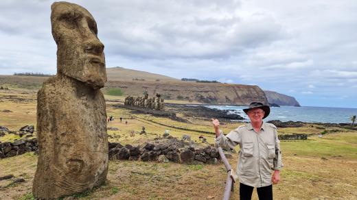 Tuto sochu jsem stěhoval s T. Heyerdahlem v roce 1986