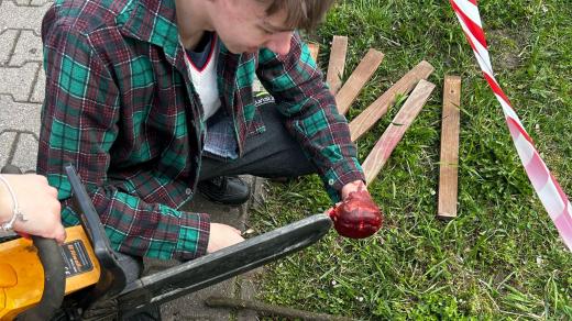 Studenti Střední a vyšší odborné zdravotnické školy v Hradci Králové na soutěži v poskytování první pomoci