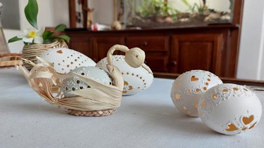 Kraslice zdobené technikou madeira připomínají jihoevropskou vlajku