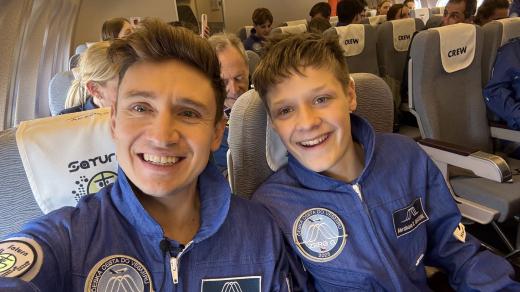 Autor reportáže Ondřej Vaňura a 15letý účastník Mise Zero-G Abraham Gerczak (vpravo)