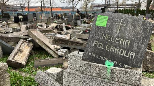 Likvidace hrobů na mariánskohorském hřbitově