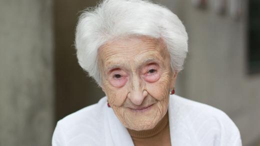 Jaroslava Koubková letos oslavila 20. října 103. narozeniny. Je nejstarší ženou v Mladé Boleslavi. Jubileum oslavila tradičně v leteckém muzeu, kde se proletěla historickým letadlem Piper L4