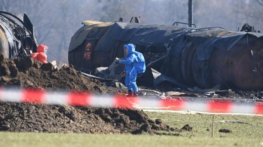 Boj s následky havárie u Hustopečí nad Bečvou 5. 3. 2025