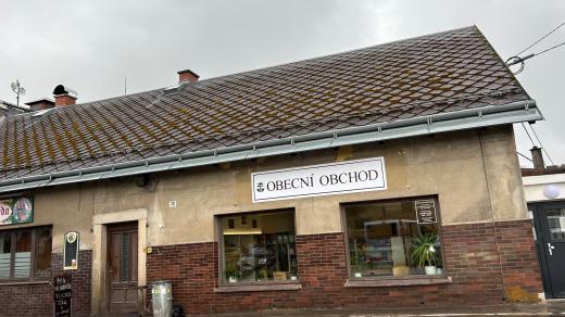V malé obci Borovnička začal fungovat první bezobslužný obchod s potravinami na Trutnovsku