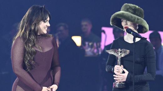 Ewa Farna a Annet X získaly Anděla za rok 2024 za skladbu To je moje holka v kategorii Společný projekt