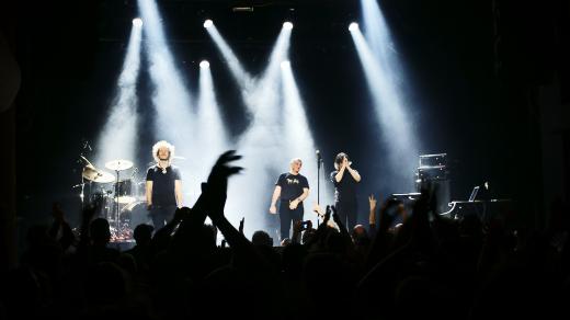 Vystoupení kapely The Young Gods