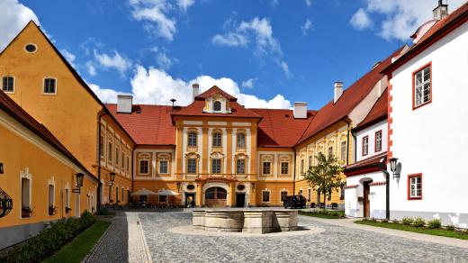 Bývalý augustiniánský klášter, Borovany na Českobudějovicku