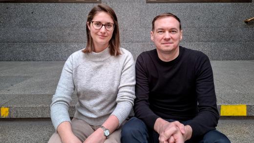 Lektoři Karolína Lukášová a Viktor Hatina