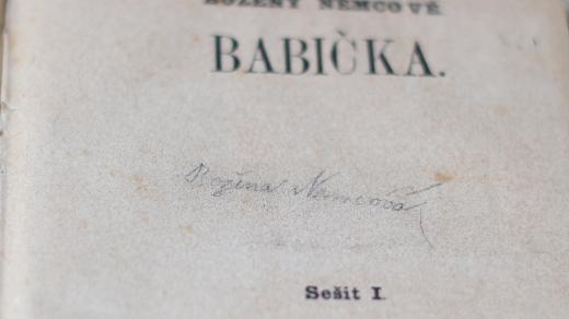 Babička Boženy Němcové s podpisem autorky