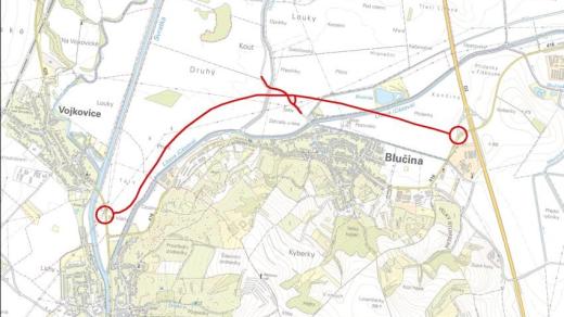 Mapa s trasou obchvatu Blučiny